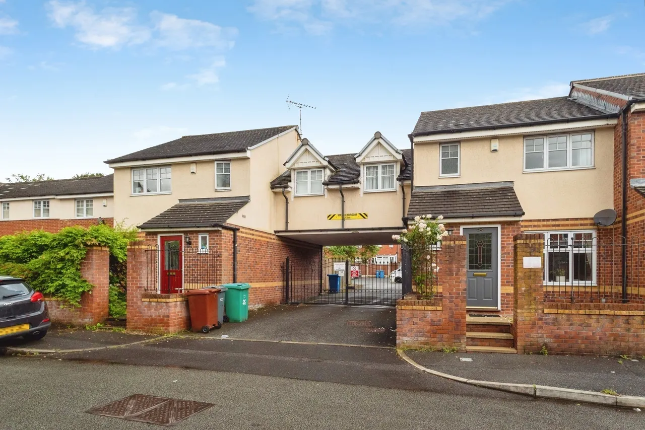 Yew Tree Road, Manchester, Greater Manchester, M14, photo 27
