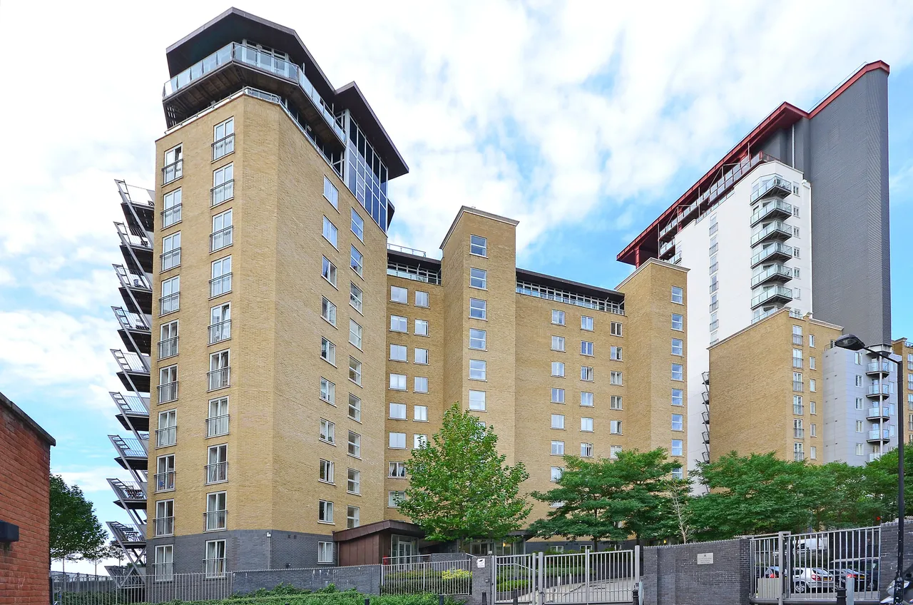 Flat 5 Naxos Building, 4 Hutchings Street, London, photo 8