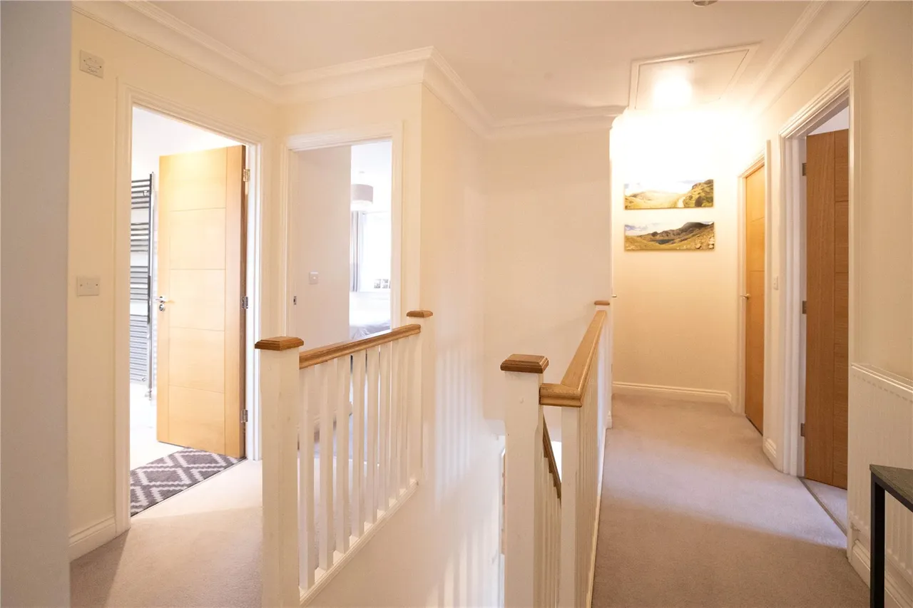 Dunnett Close, Hartley Wintney, Hook, RG27 8FE, photo 17