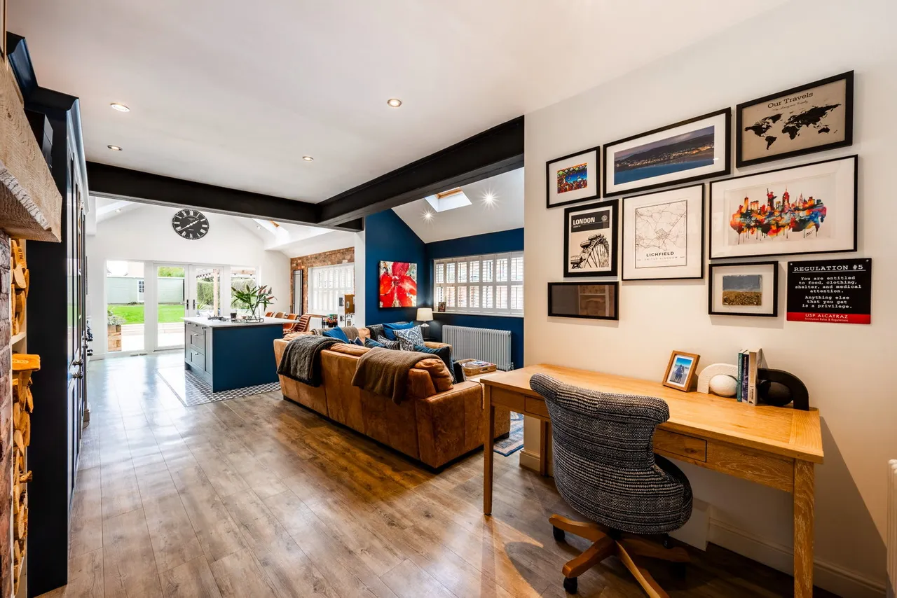Rosslyn House, Cherry Orchard, Lichfield, WS14 9AN, photo 8