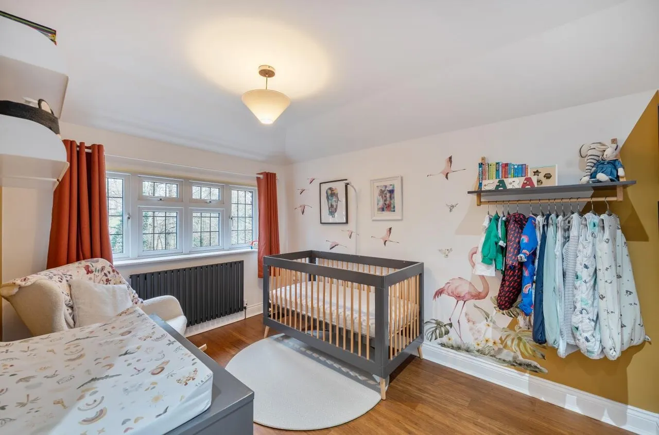 Holly Lane West, Banstead, SM7 2BB, photo 34
