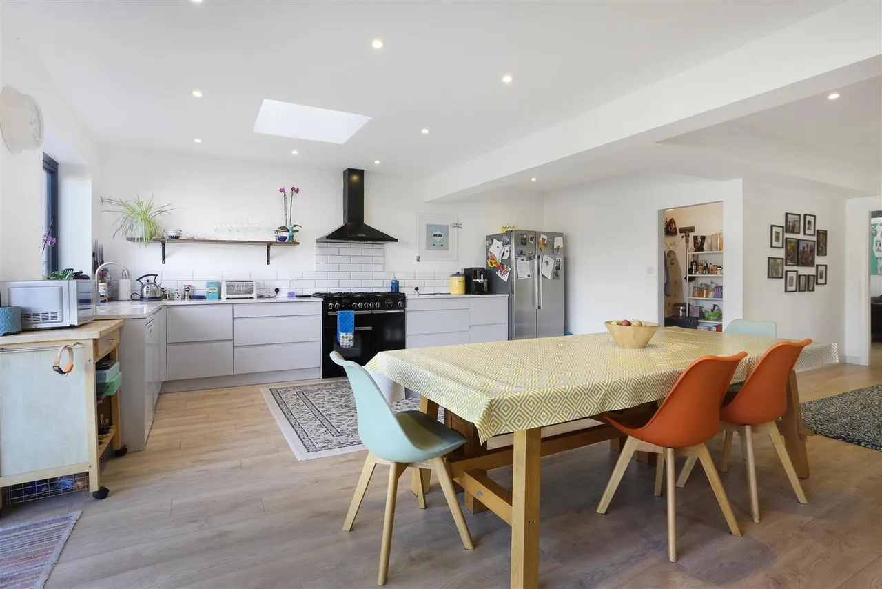 Woodstock Road, Carshalton, Surrey, SM5 3ED, photo 13