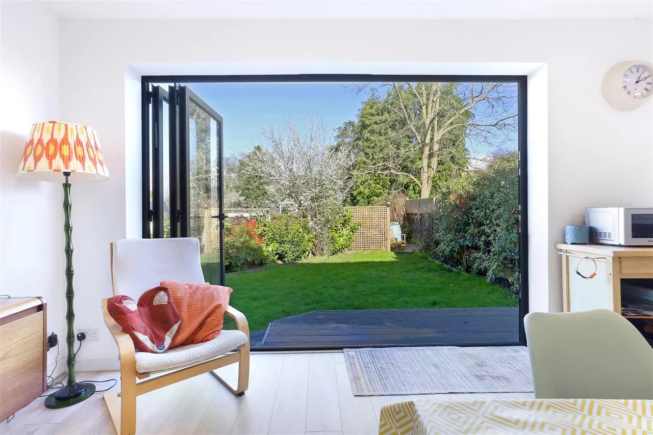 Woodstock Road, Carshalton, Surrey, SM5 3ED, photo 10