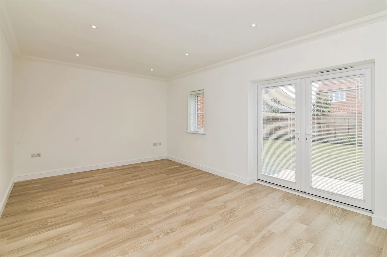 Jubilee Park, Wrentham, Beccles, photo 12