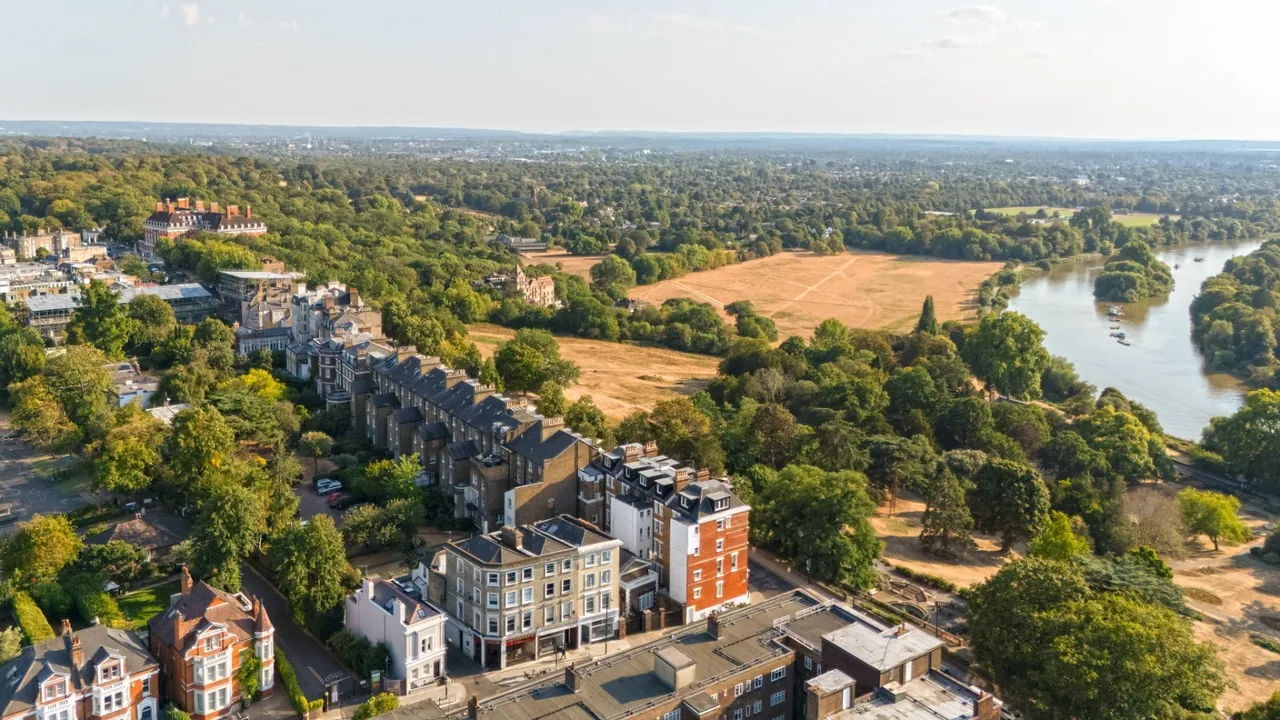 5 bed house for sale, Friars Stile Road, Richmond, TW10