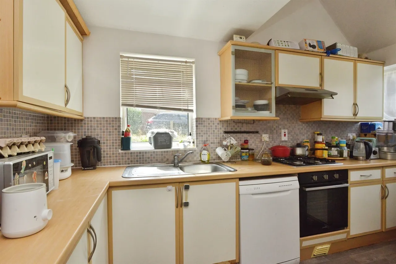 Langcliffe Drive, Heelands, Milton Keynes, photo 5