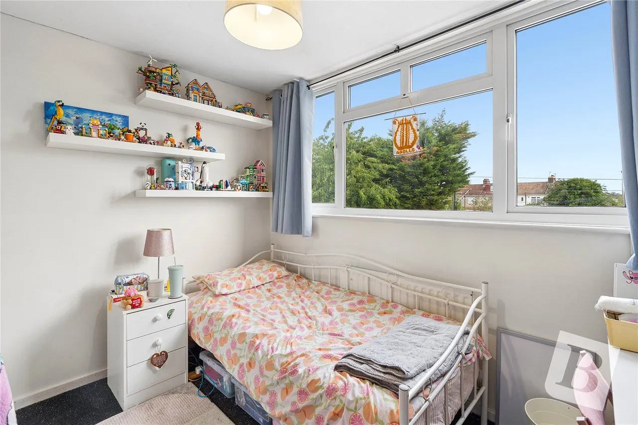 Thorncroft, Hornchurch, RM11, photo 13