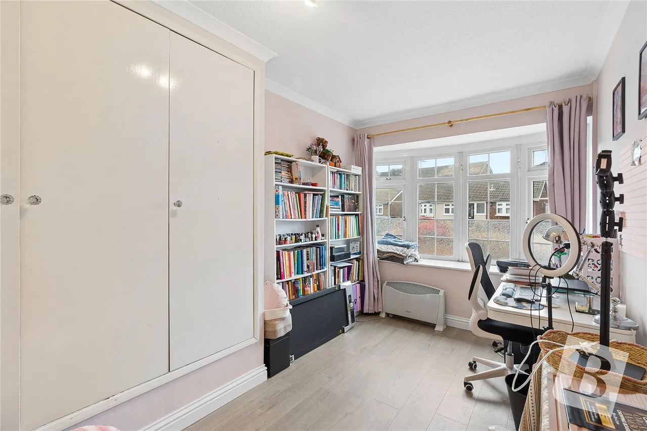 Thorncroft, Hornchurch, RM11, photo 11