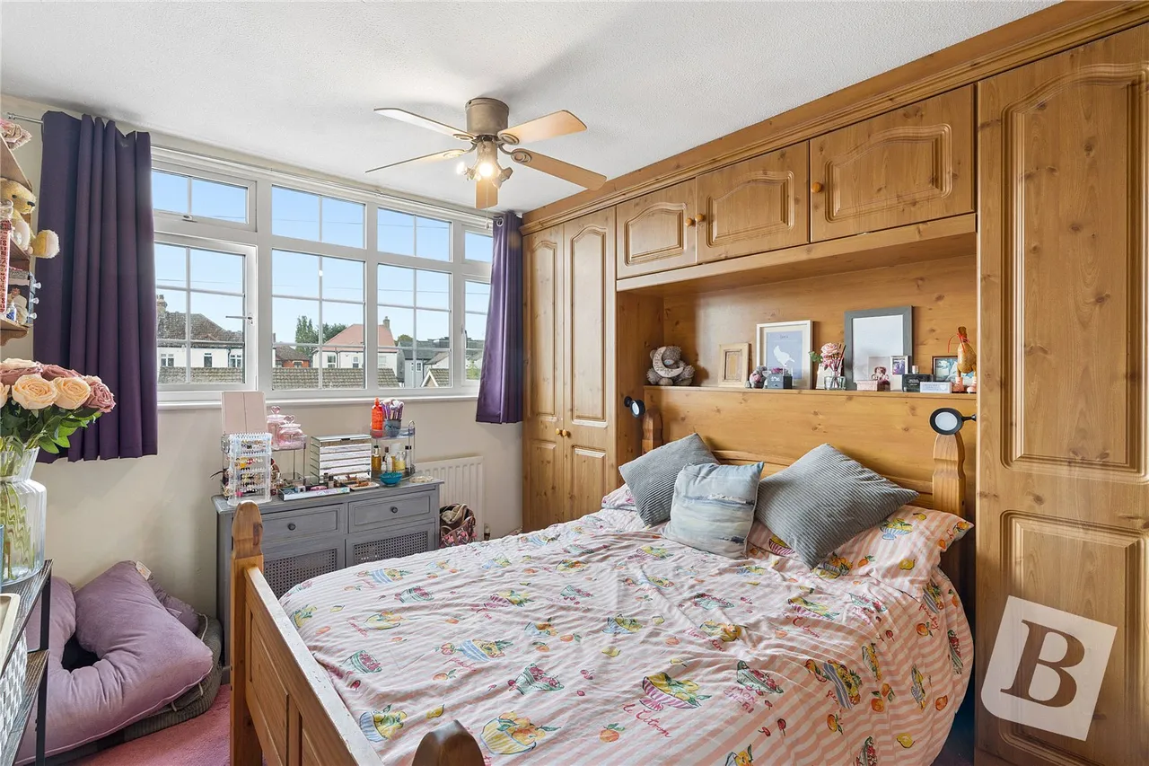 Thorncroft, Hornchurch, RM11, photo 9