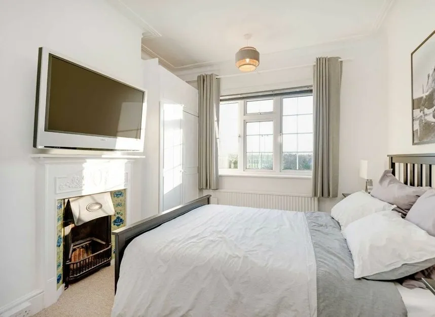 Perivale Lane, Ealing, UB6, photo 7