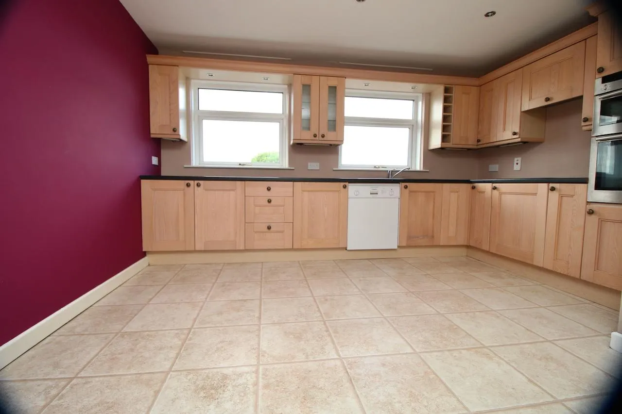Maree Drive, Condorrat, G67 4LR, photo 2