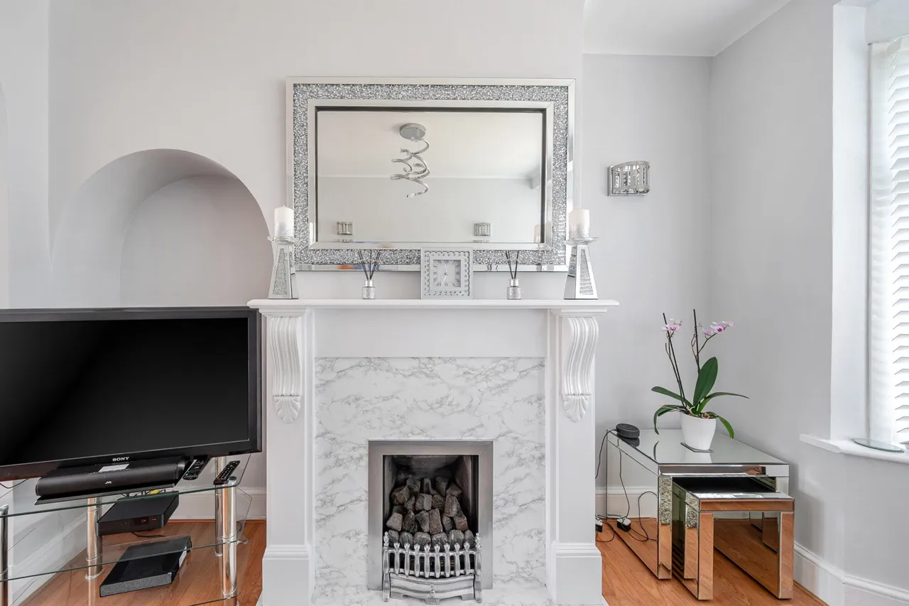 Greenview Avenue, BR3, photo 12