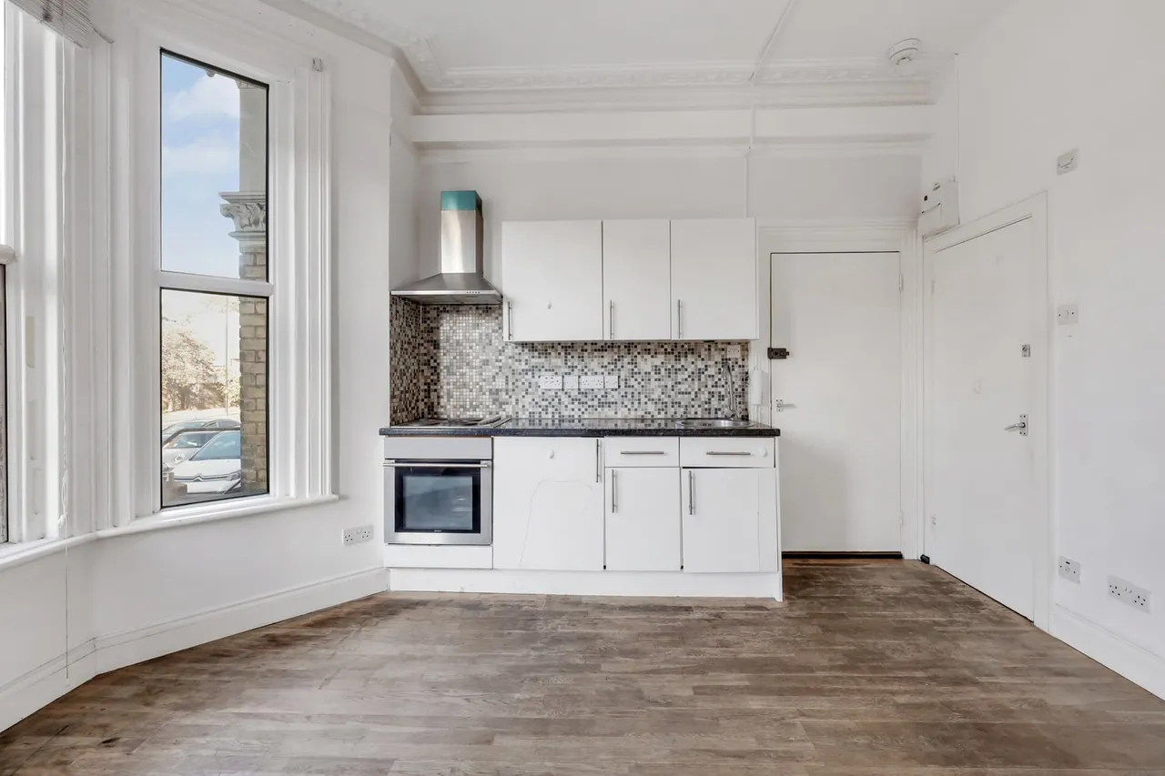 Flat B, 93 Talgarth Road, London, W14 9DJ, photo 5
