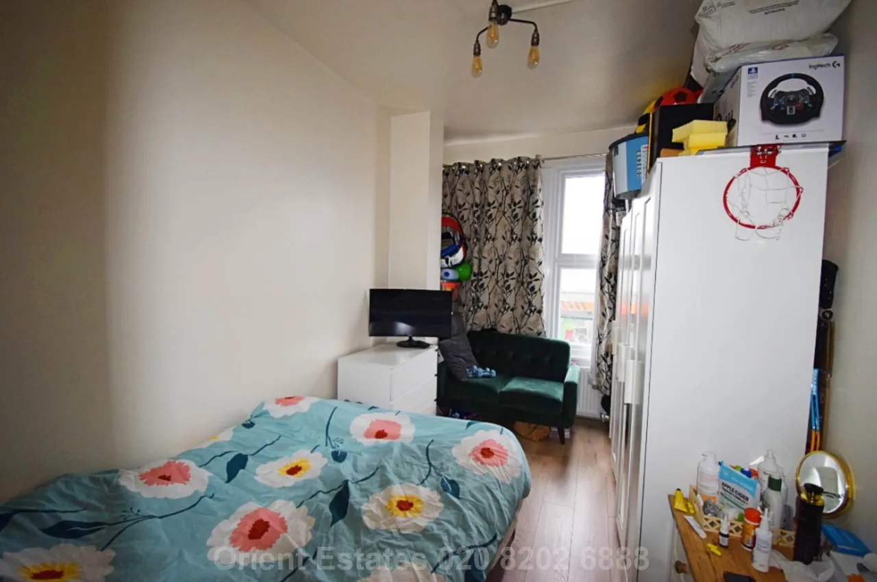 Sentinel House, London, NW4 2EN, photo 5