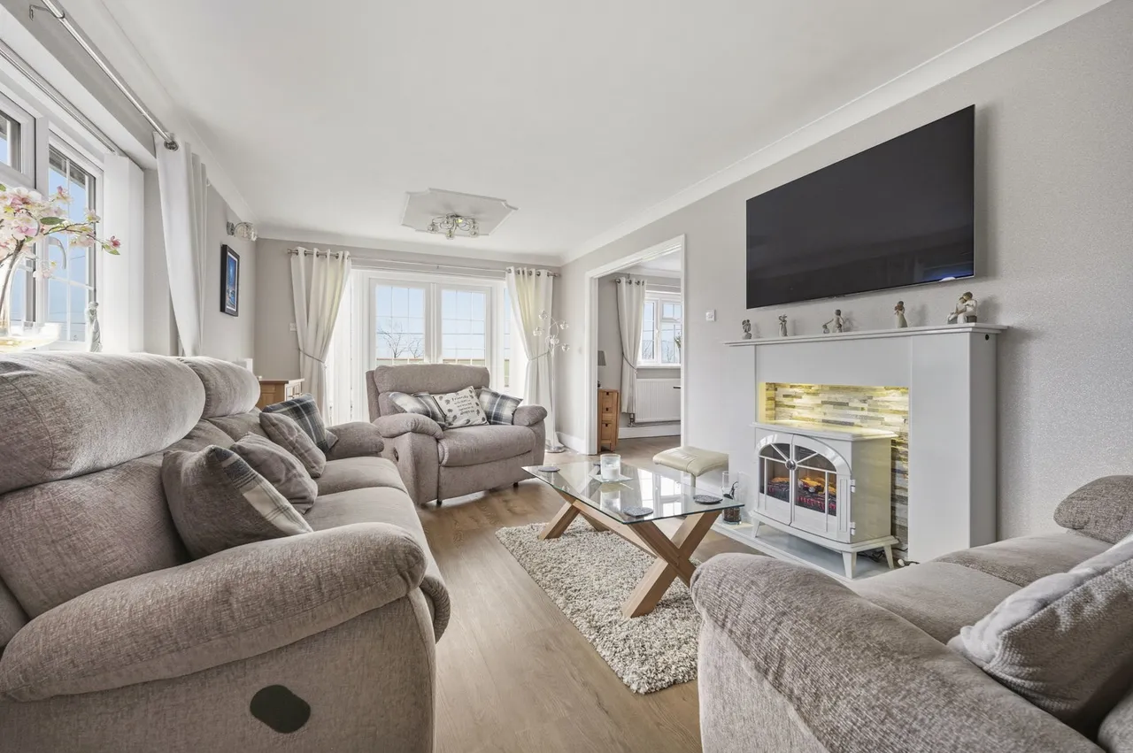 Brynna Road, Brynna, CF72, photo 2