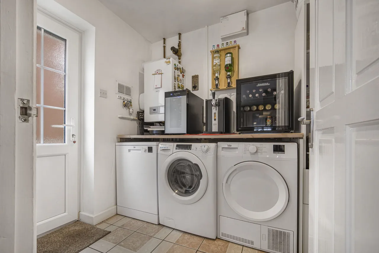 Brynna Road, Brynna, CF72, photo 15