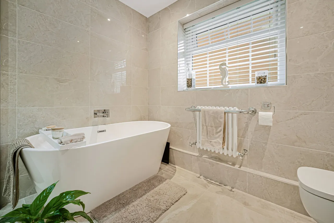 Brynna Road, Brynna, CF72, photo 25
