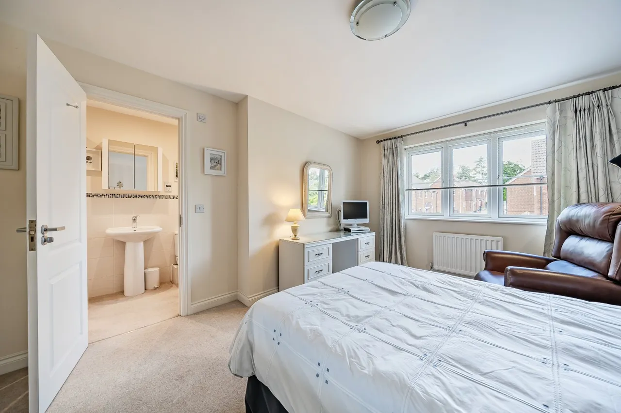 Downlands Way, South Wonston, SO21, photo 16
