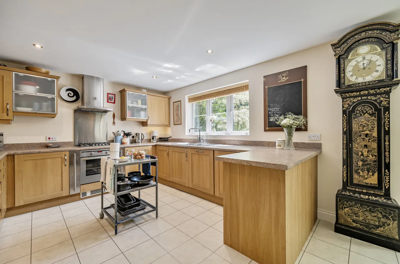 Downlands Way, South Wonston, SO21, photo 14