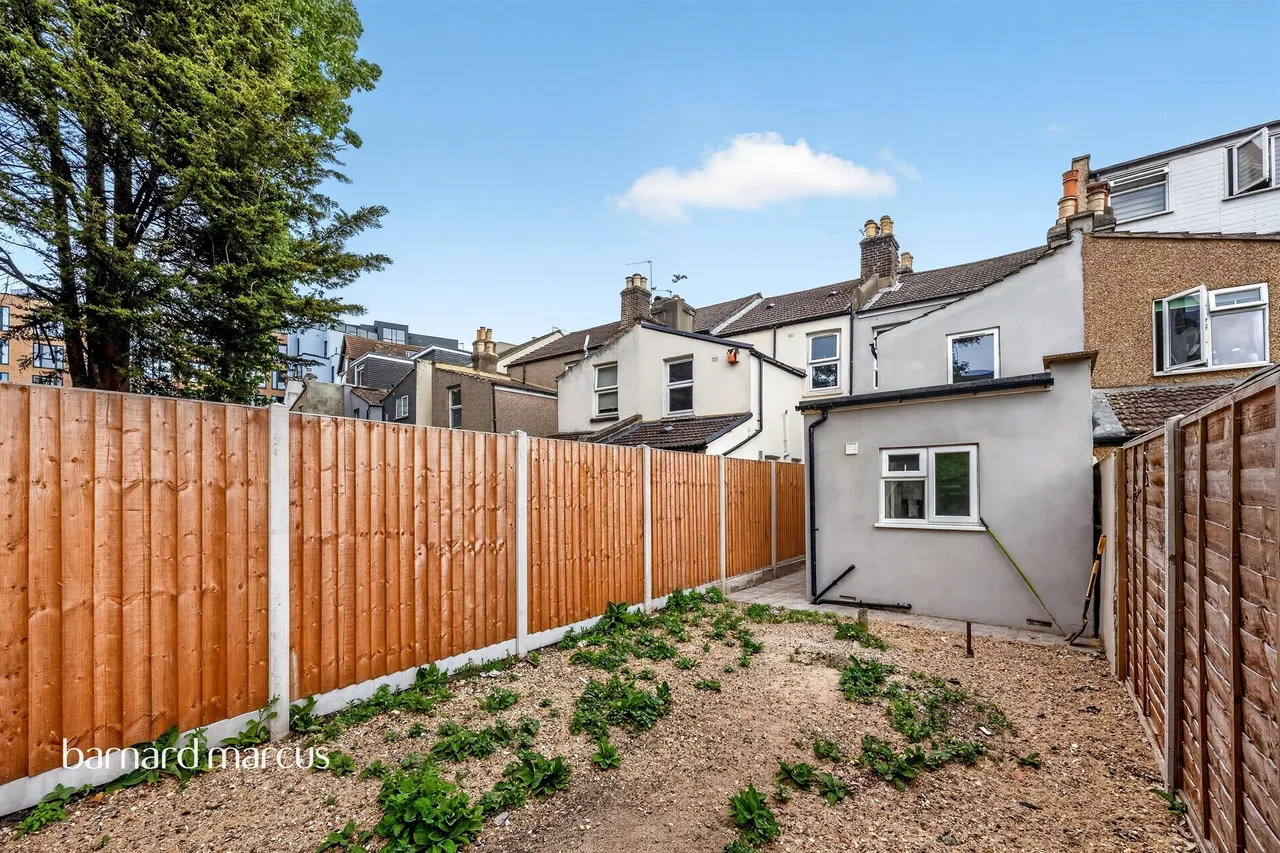 Dennett Road, Croydon, CR0, photo 19