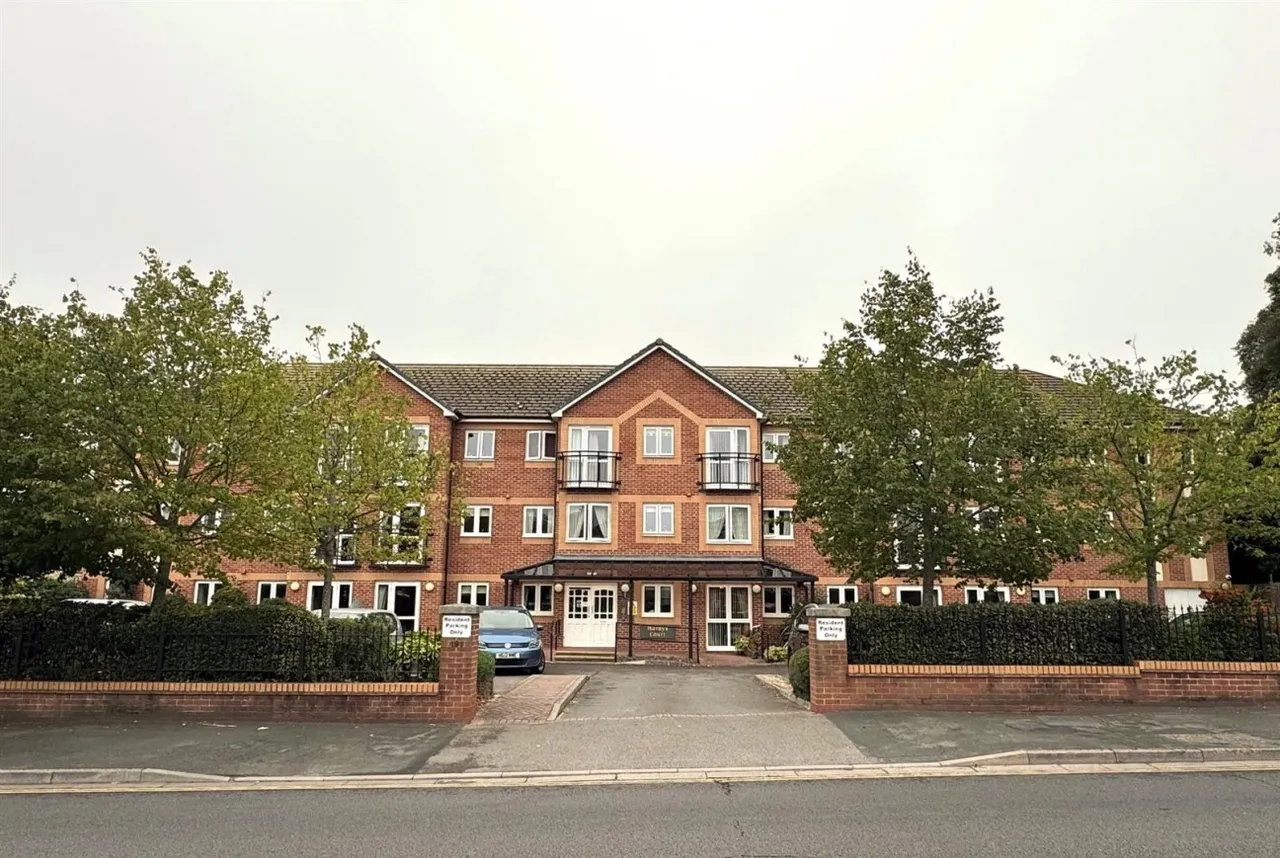 Dorchester Road, Weymouth, DT4, photo 4