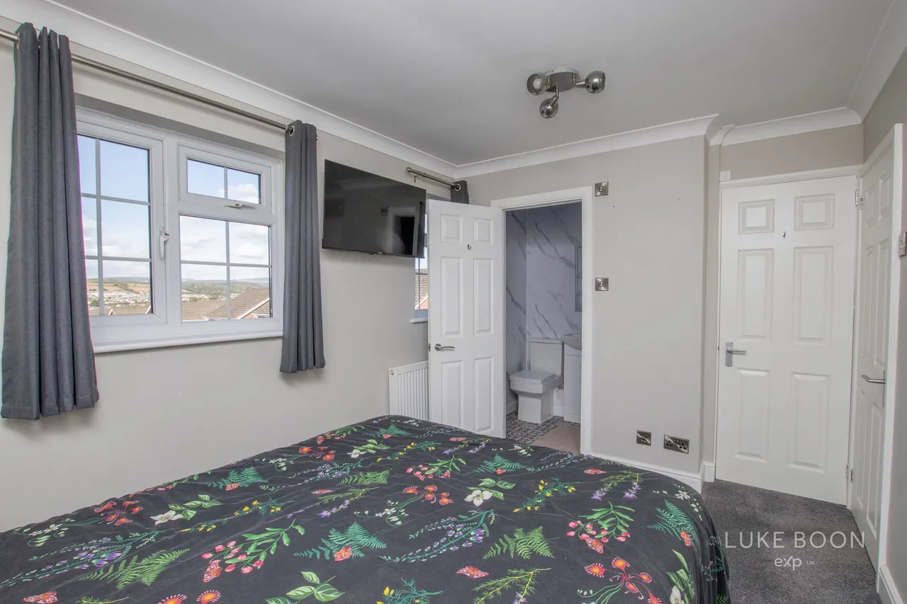 Merafield Drive, Plympton, PL7, photo 8