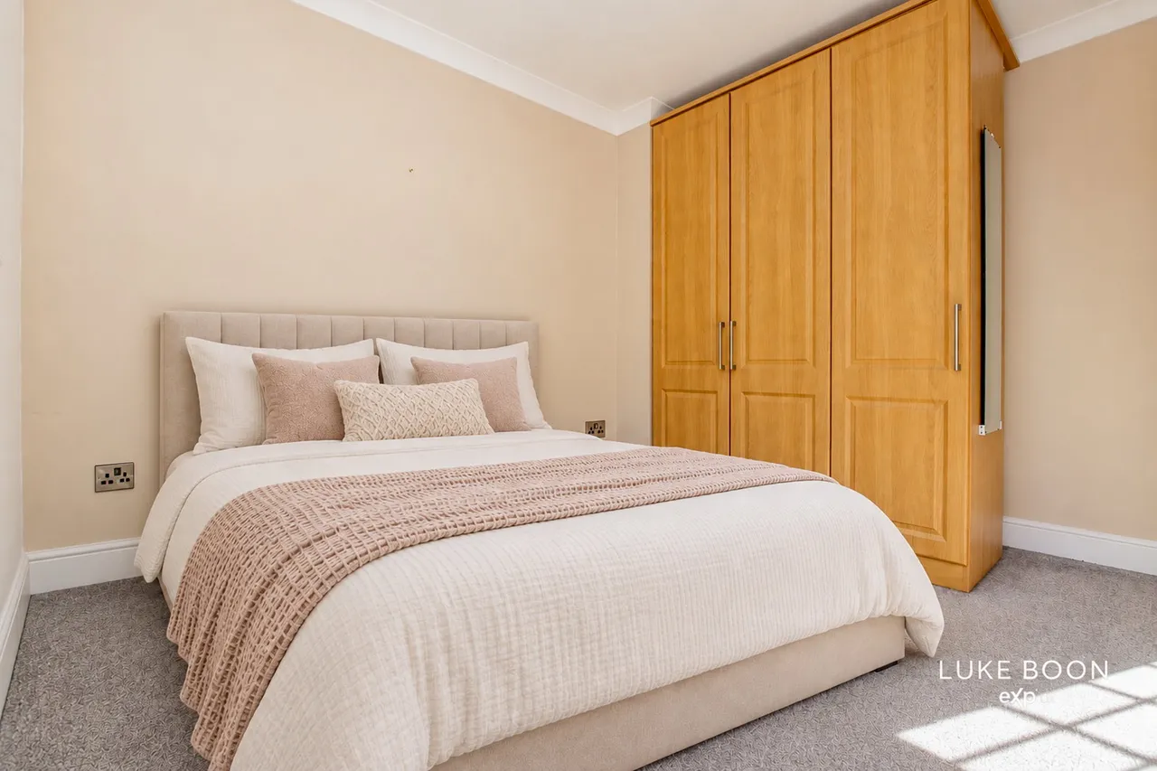 Merafield Drive, Plympton, PL7, photo 26