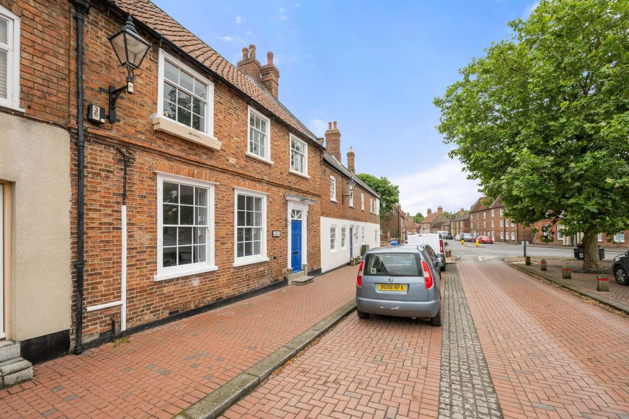 West Street, Horncastle, LN9, photo 32