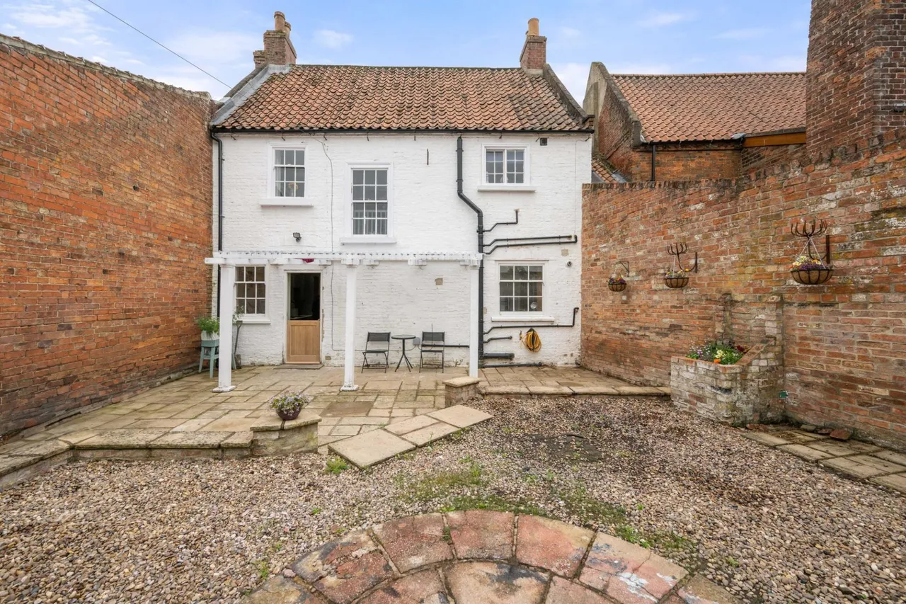 West Street, Horncastle, LN9, photo 27