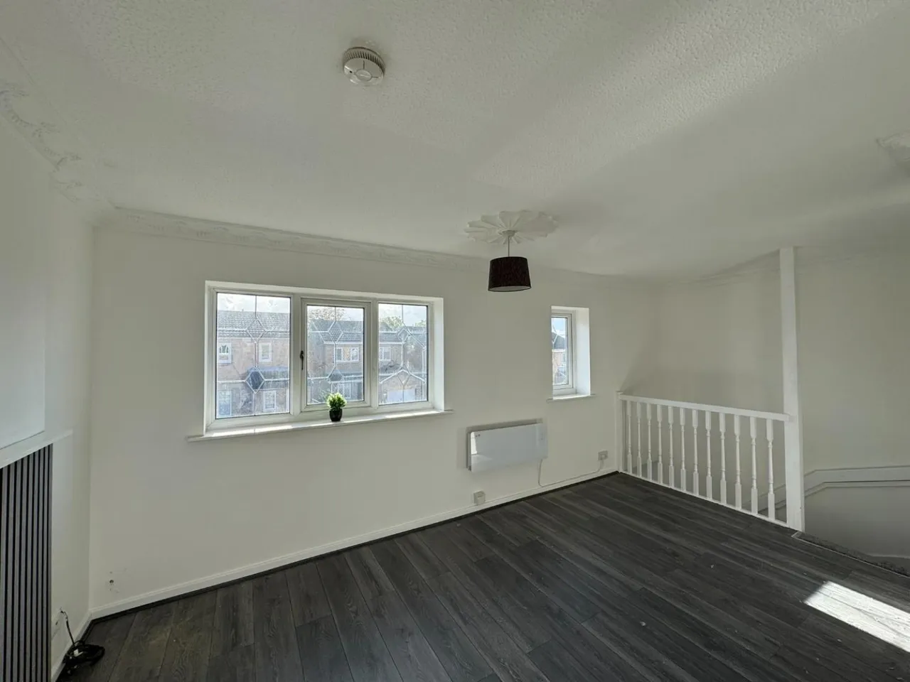 Vicarage Gardens, North Featherstone, WF7, photo 8