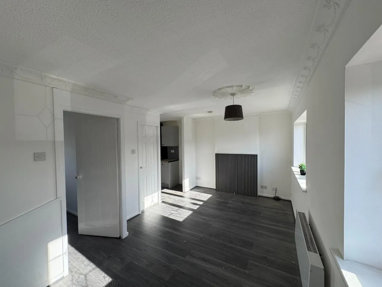 Vicarage Gardens, North Featherstone, WF7, photo 3
