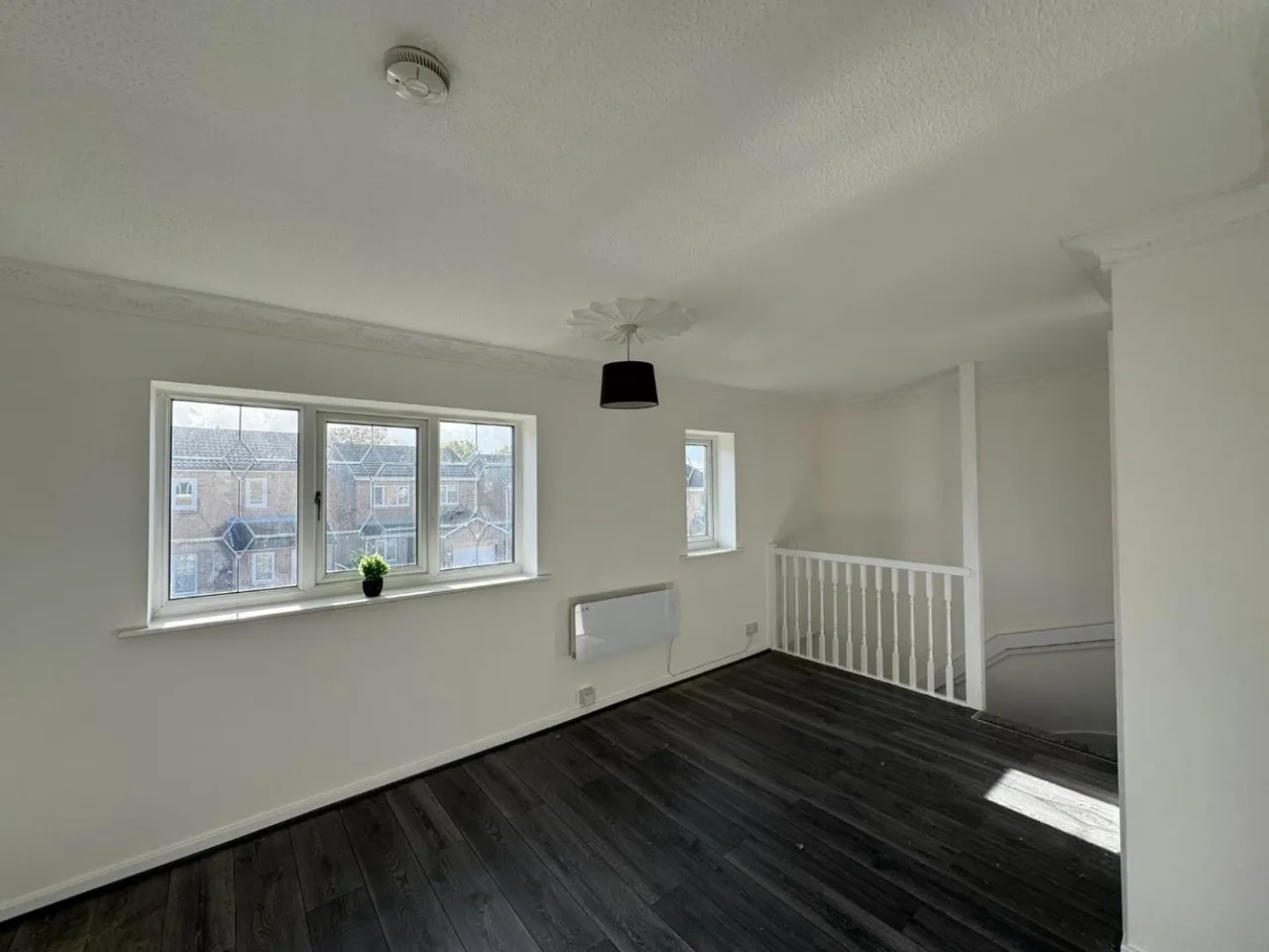 Vicarage Gardens, North Featherstone, WF7, photo 7
