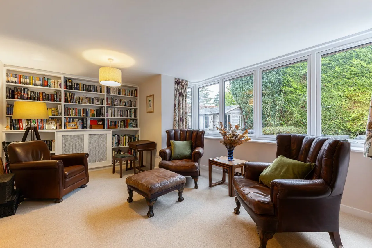 Moreton End Lane, Harpenden, Hertfordshire, AL5 2EX, photo 11