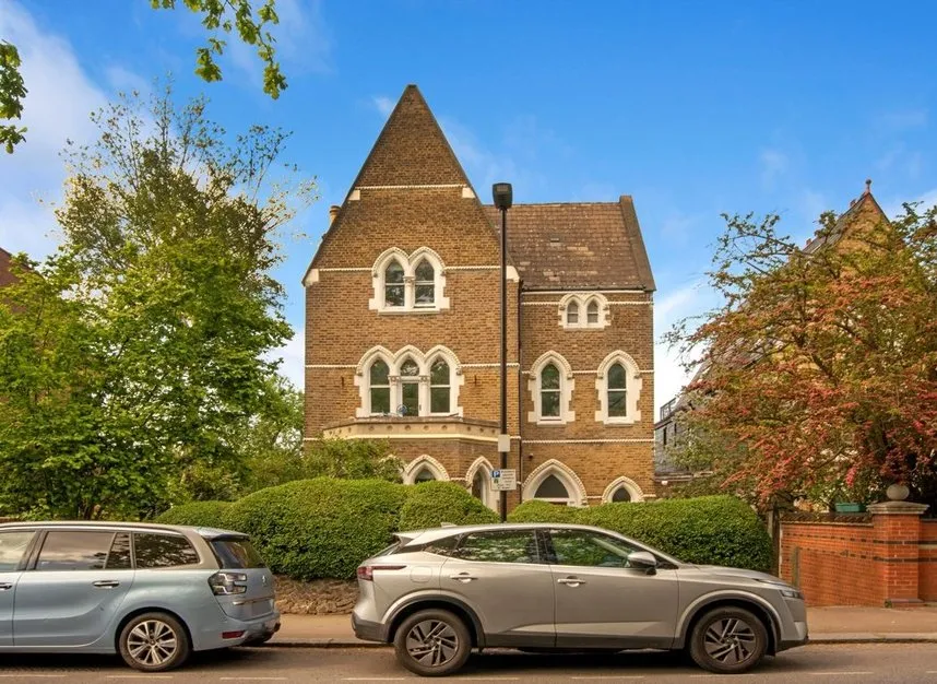 2 bed flat for sale — Crescent Road, Crouch End, N8
