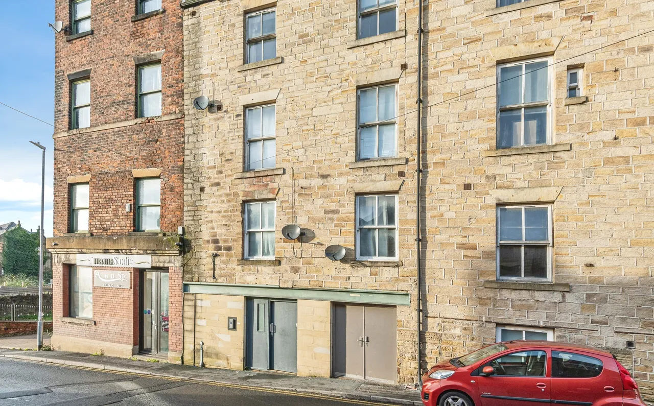 Old Westgate, Dewsbury, WF13, photo 10