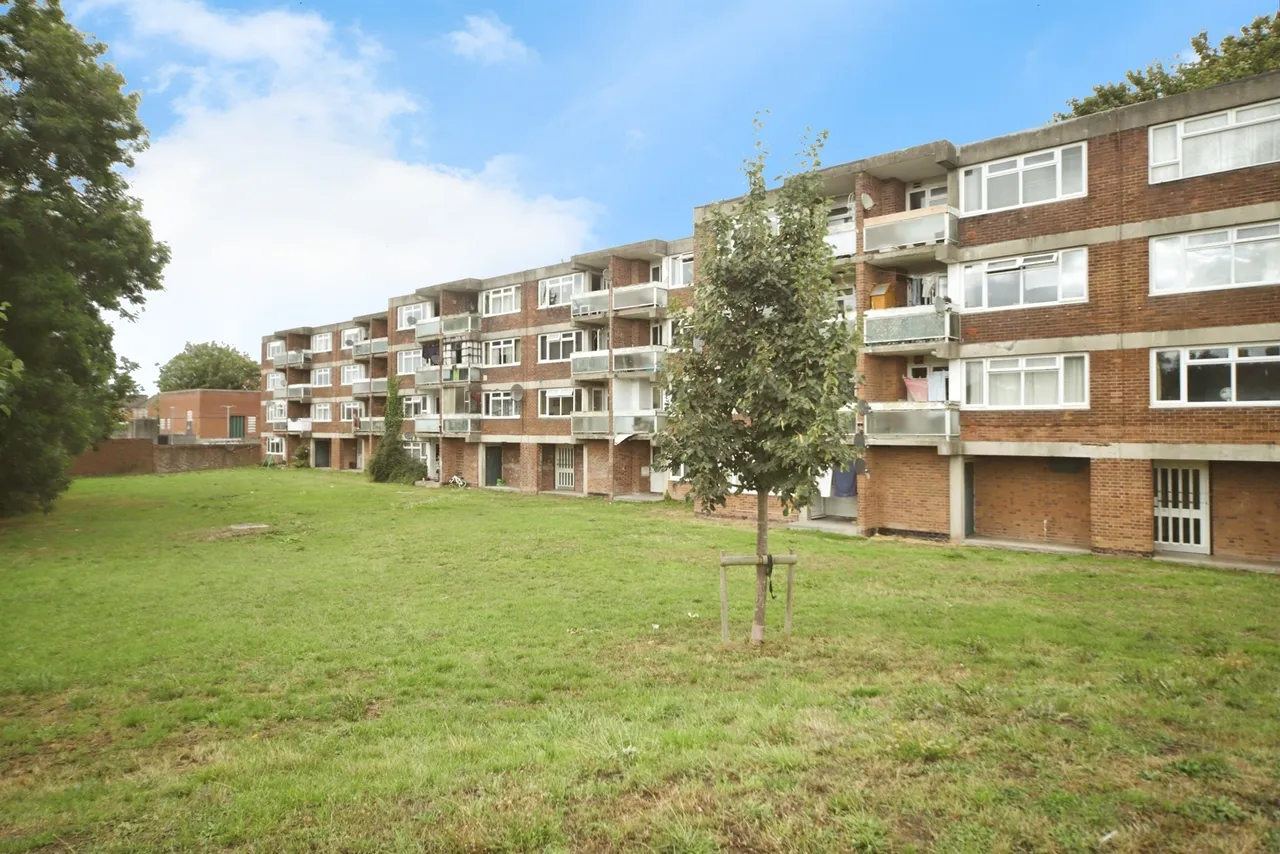 Saltlands Avenue, Bridgwater, TA6, photo 16