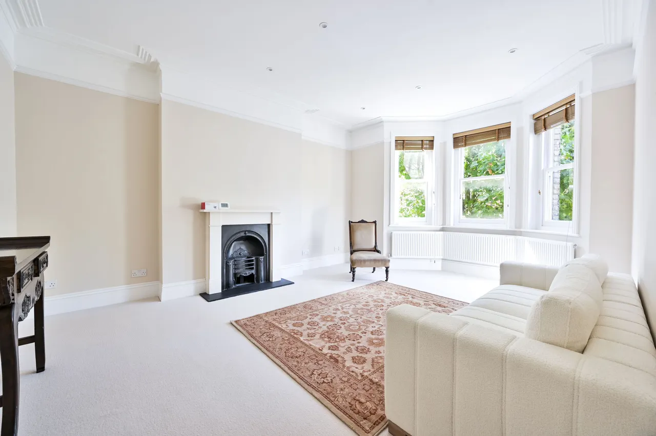 3 bed flat to rent, London, W9