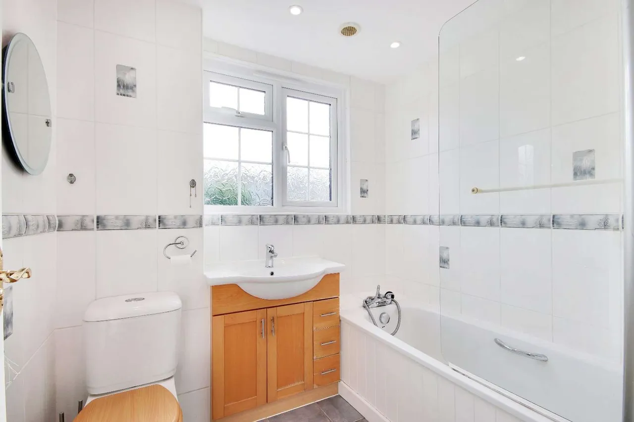 Larkfield Road, Sevenoaks, TN13, photo 16
