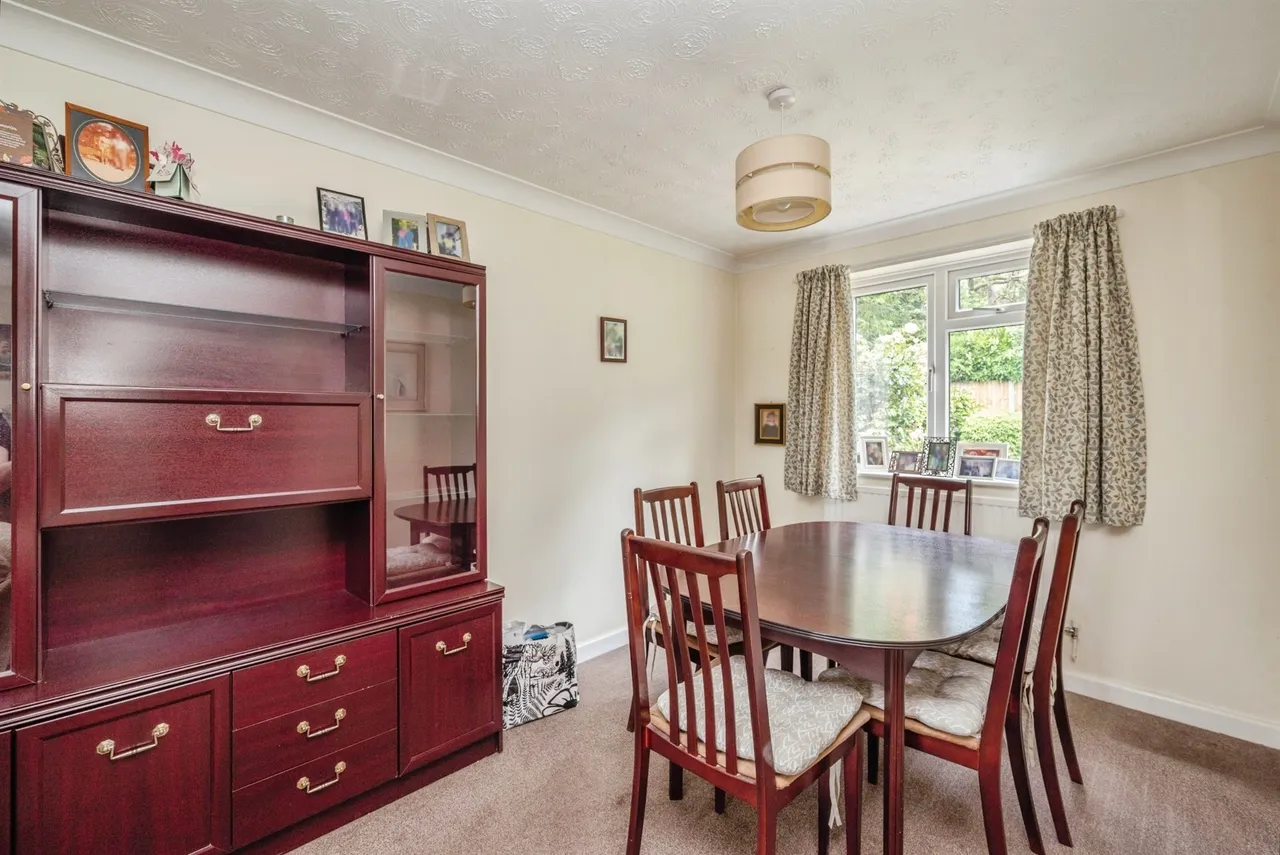 Petre Close, North Walsham, photo 6