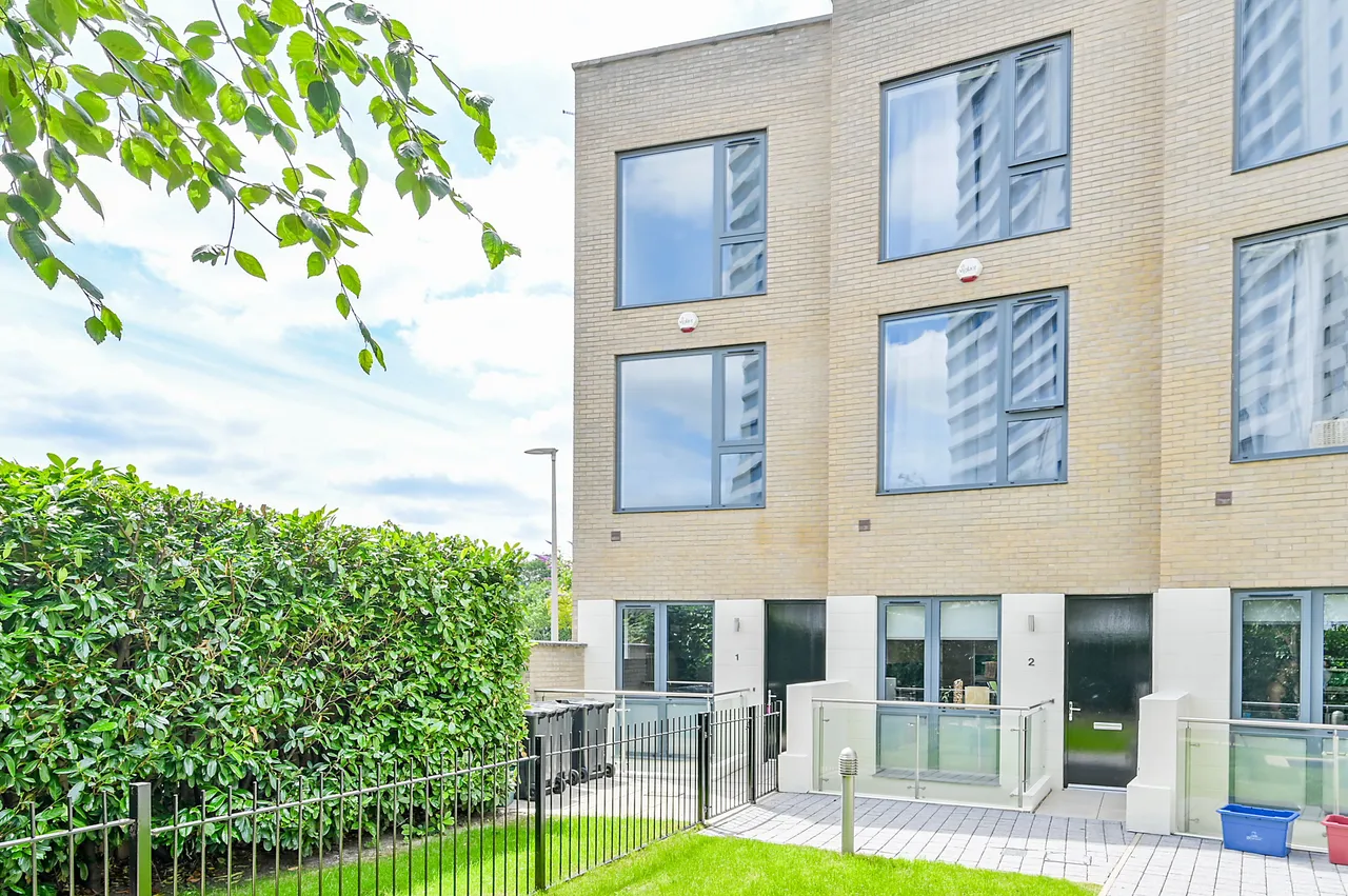5 bed house to rent, London, W4