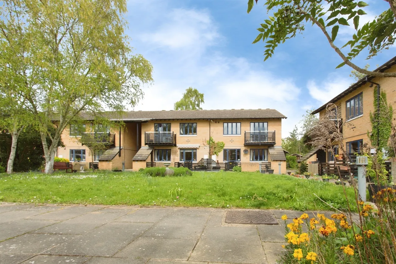 1 bed flat for sale — Ely Place, Trumpington, Cambridge