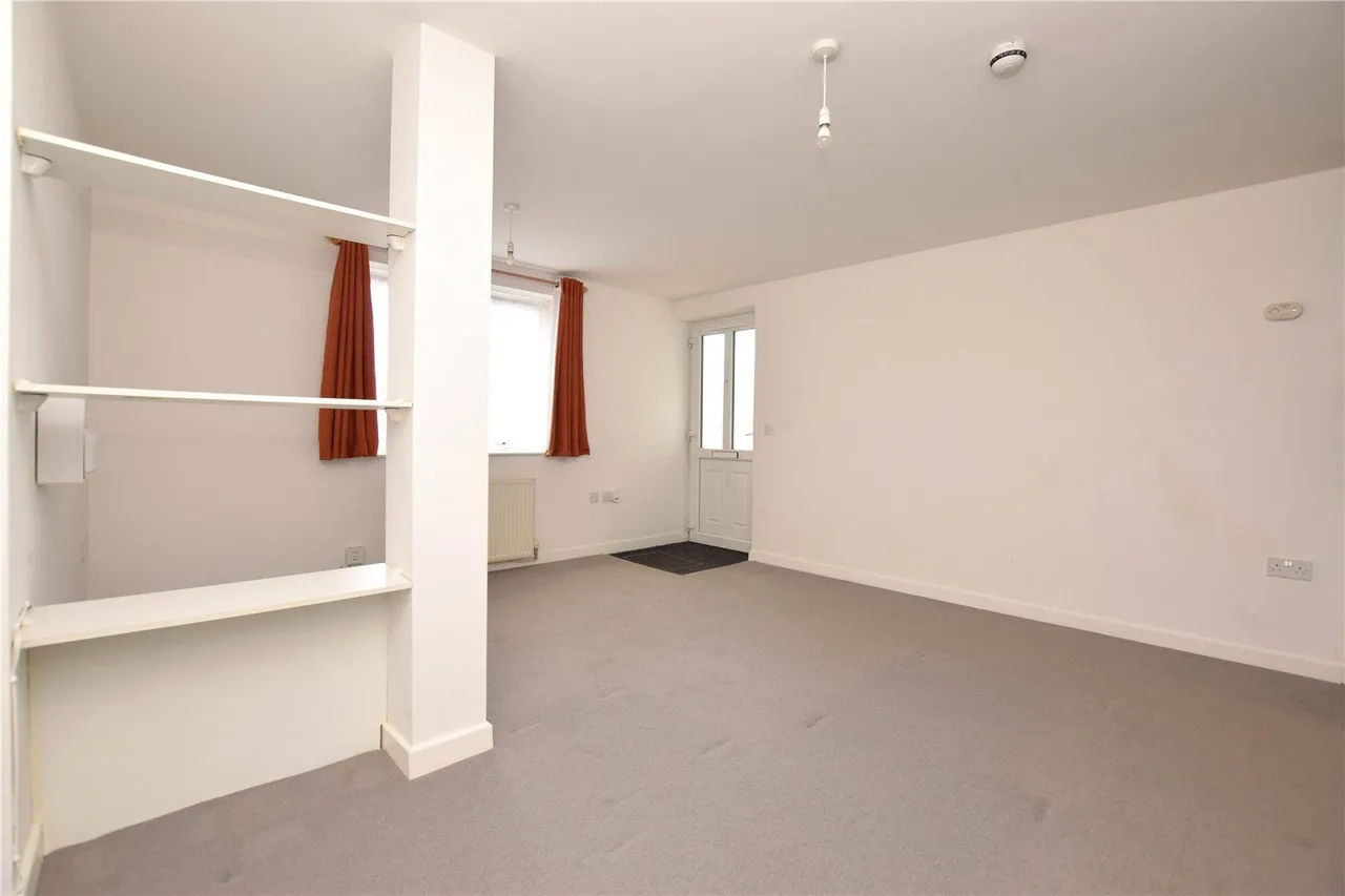 York Road, Leeds, LS14, photo 4