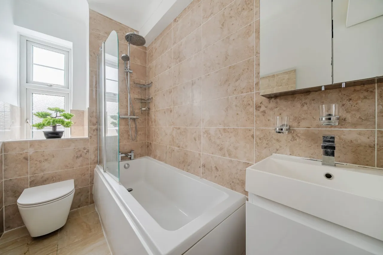 College Crescent, Swiss Cottage, London, NW3, photo 5