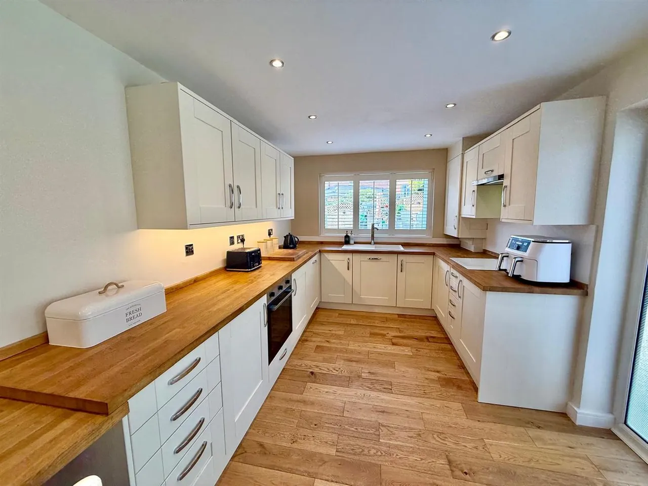 Ashton Avenue, Macclesfield, SK10, photo 7