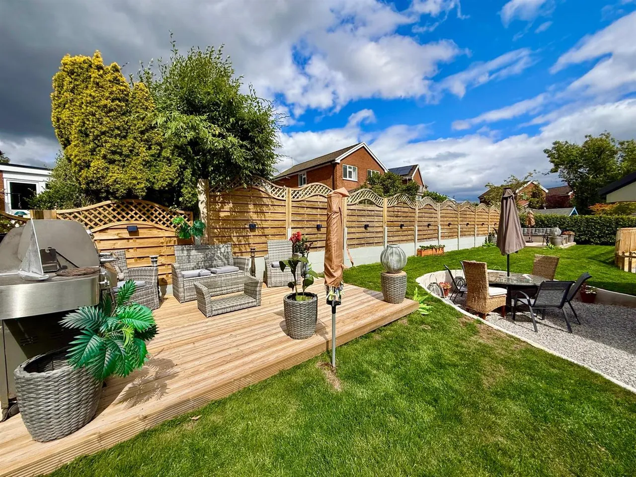 Ashton Avenue, Macclesfield, SK10, photo 5