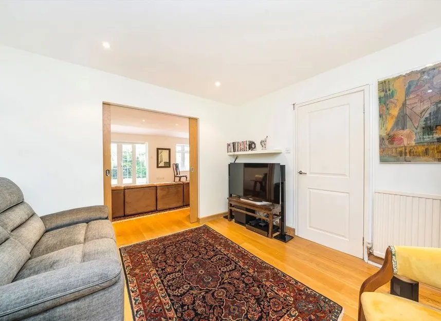 Peregrine Way, Wimbledon Village, SW19, photo 7