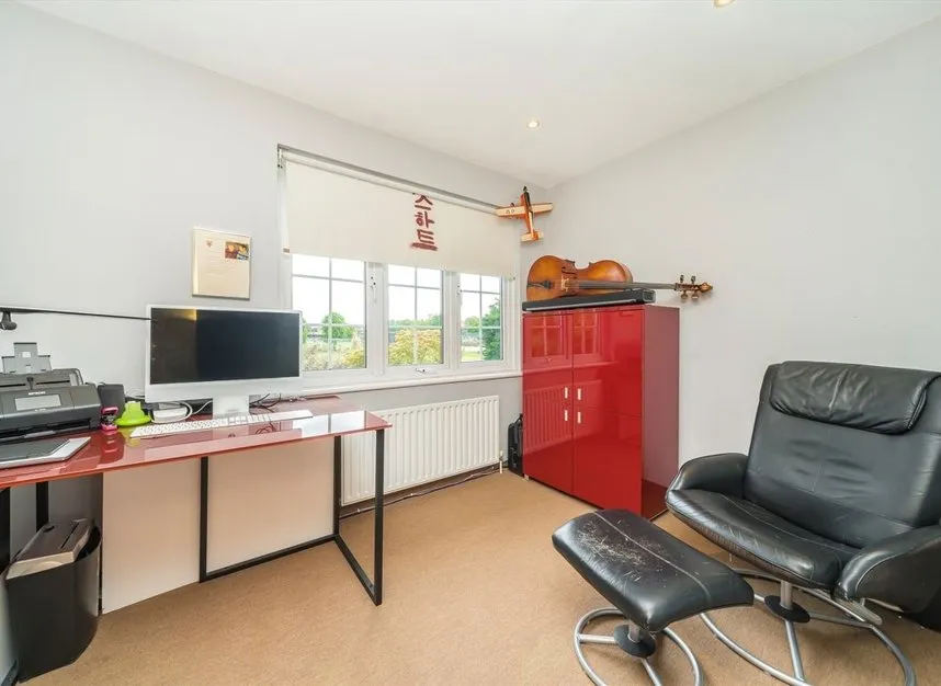 Peregrine Way, Wimbledon Village, SW19, photo 11