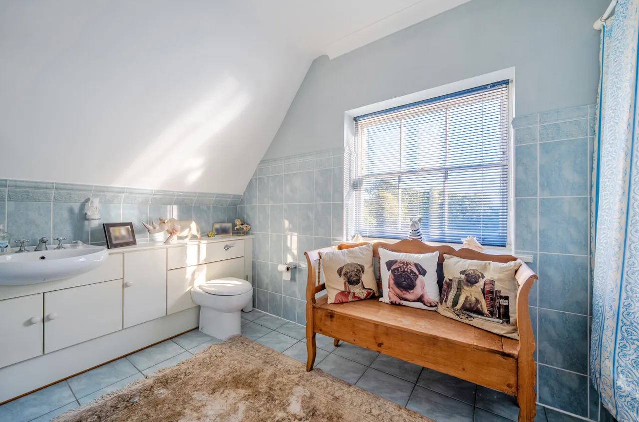 Cobbett Hill Road, Normandy, GU3, photo 16