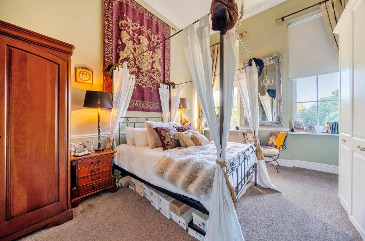 Cobbett Hill Road, Normandy, GU3, photo 6