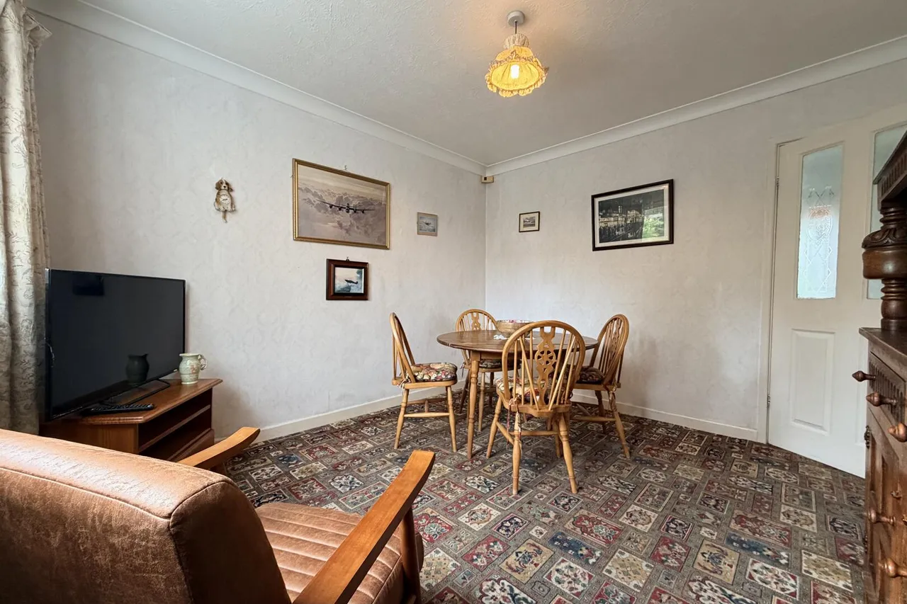 Meadowcroft, Hagley, photo 5